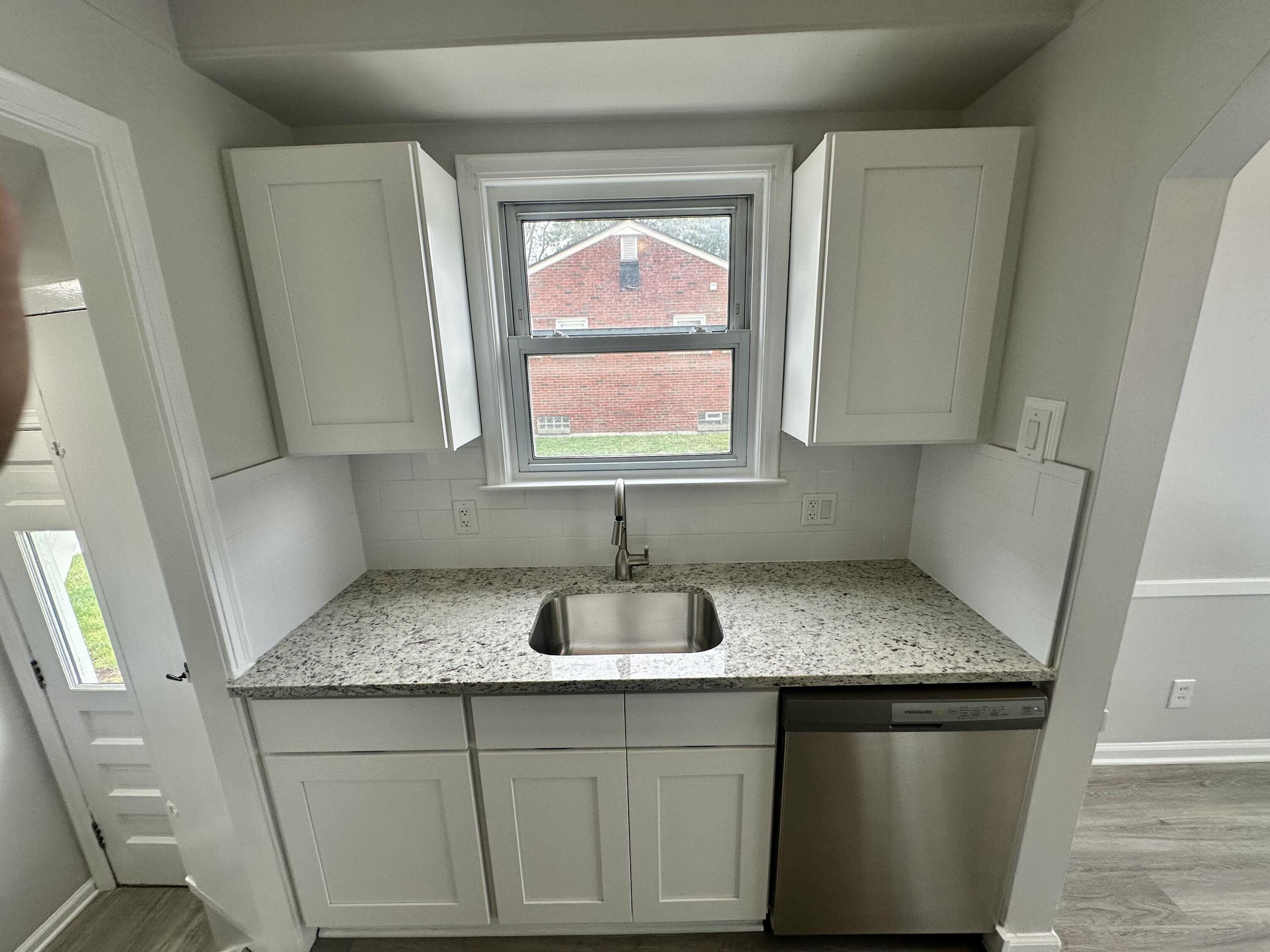 2360 Harvard Road Berkley, MI 48072 - Photo 24 of 54 IMG_8298