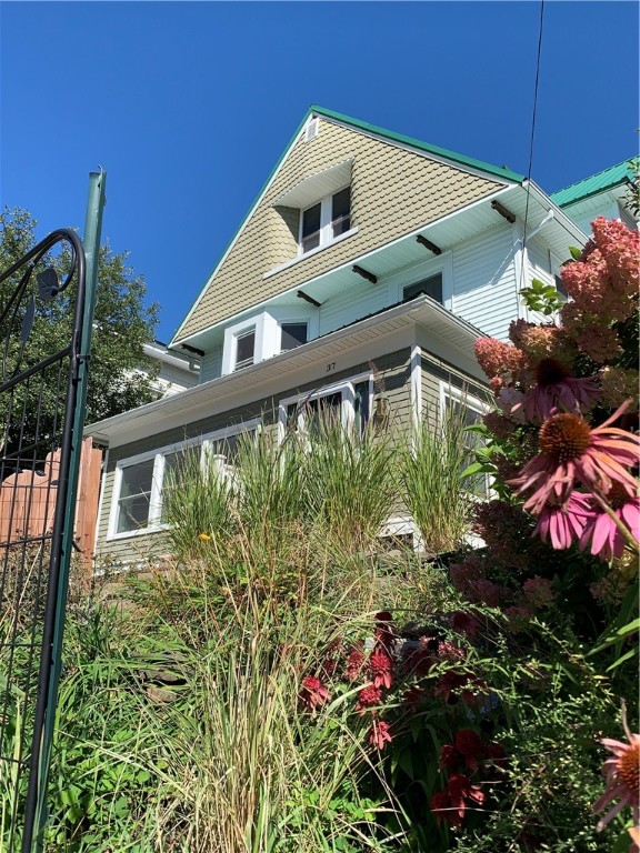 37 Spruce Street Oneonta, NY 13820 - Photo 3 of 50