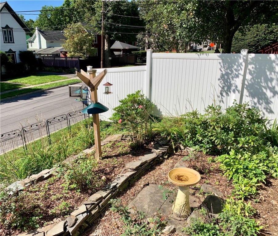 37 Spruce Street Oneonta, NY 13820 - Photo 48 of 50