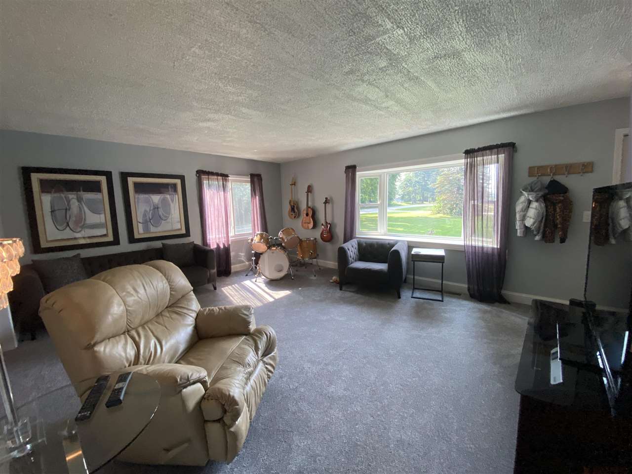 14169 Elms Road Montrose, MI 48457 - Photo 18 of 58 50050866-17.JPG