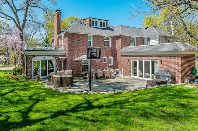 210 Franklin Road Glencoe, IL 60022 - Photo 20 of 20 a view of a house with a yard and sitting area