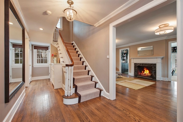 210 Franklin Road Glencoe, IL 60022 - Photo 3 of 20 a view of an entryway with wooden floor