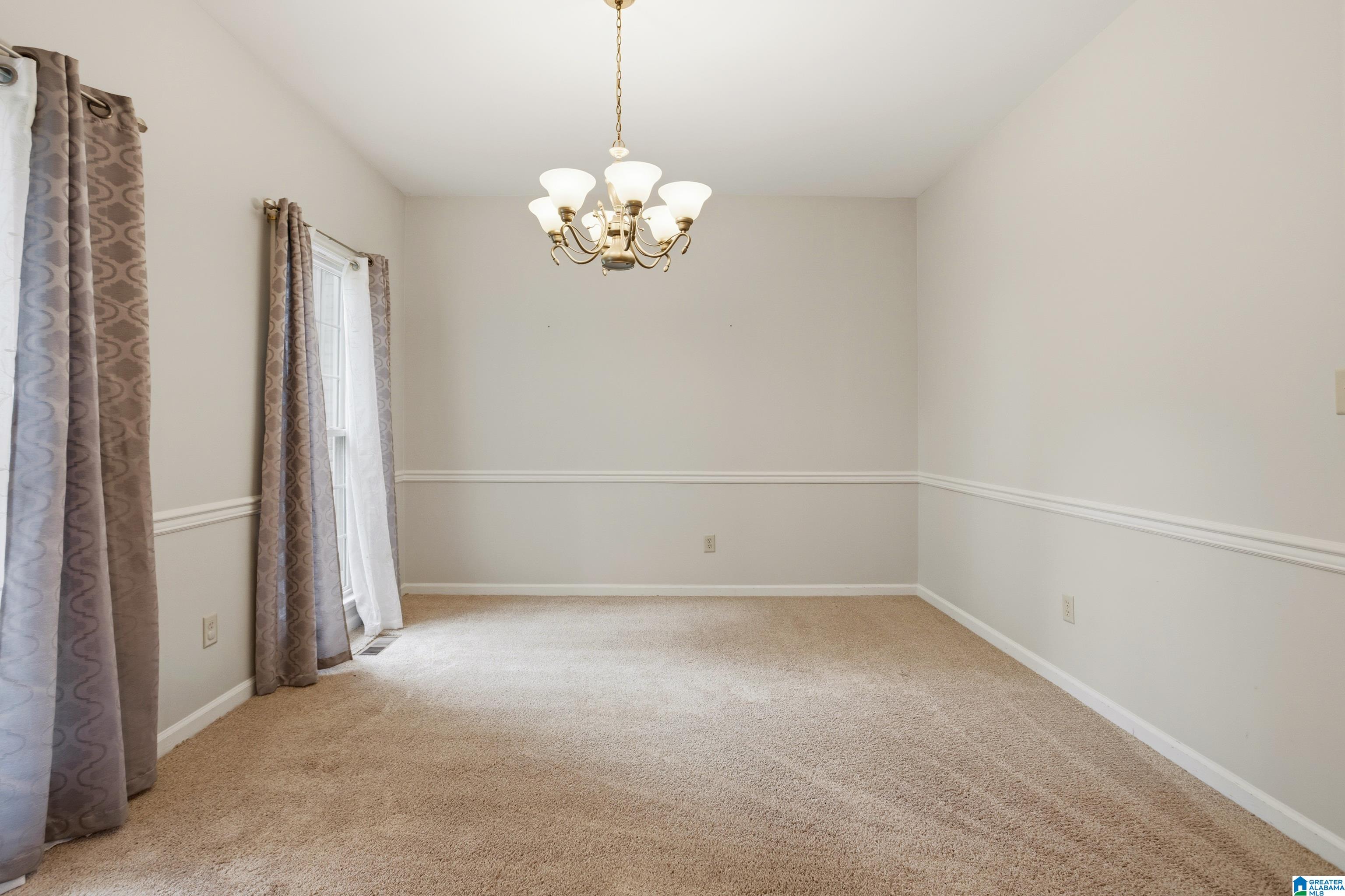 205 Chestnut Circle Alabaster, AL 35007 - Photo 7 of 46