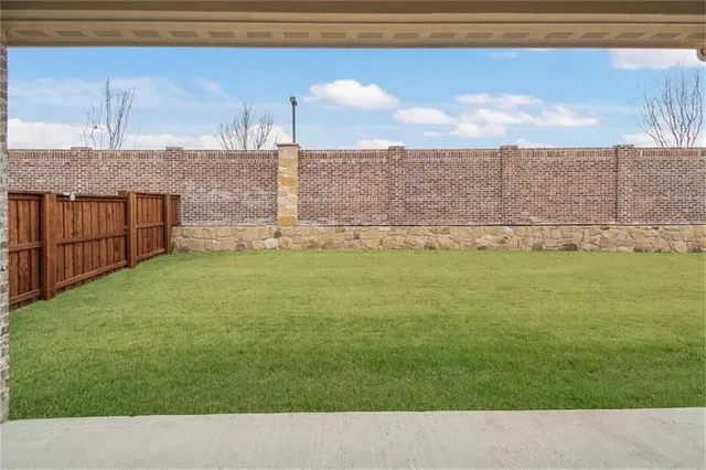 $3,300 | 860 Avery Street, Allen, TX 75013