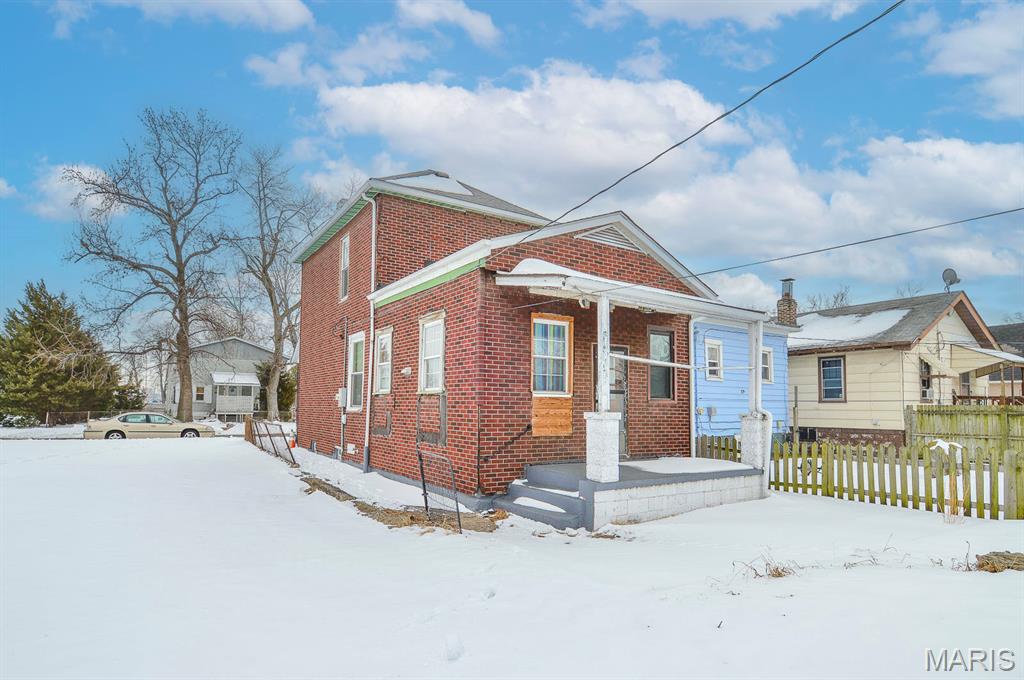 1647 Maple Street Granite City, IL 62040 - Photo 4 of 16