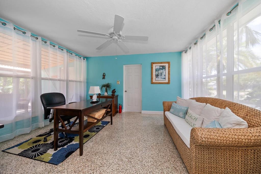 301 Cevera Road Dunedin, FL 34698 - Photo 19 of 33