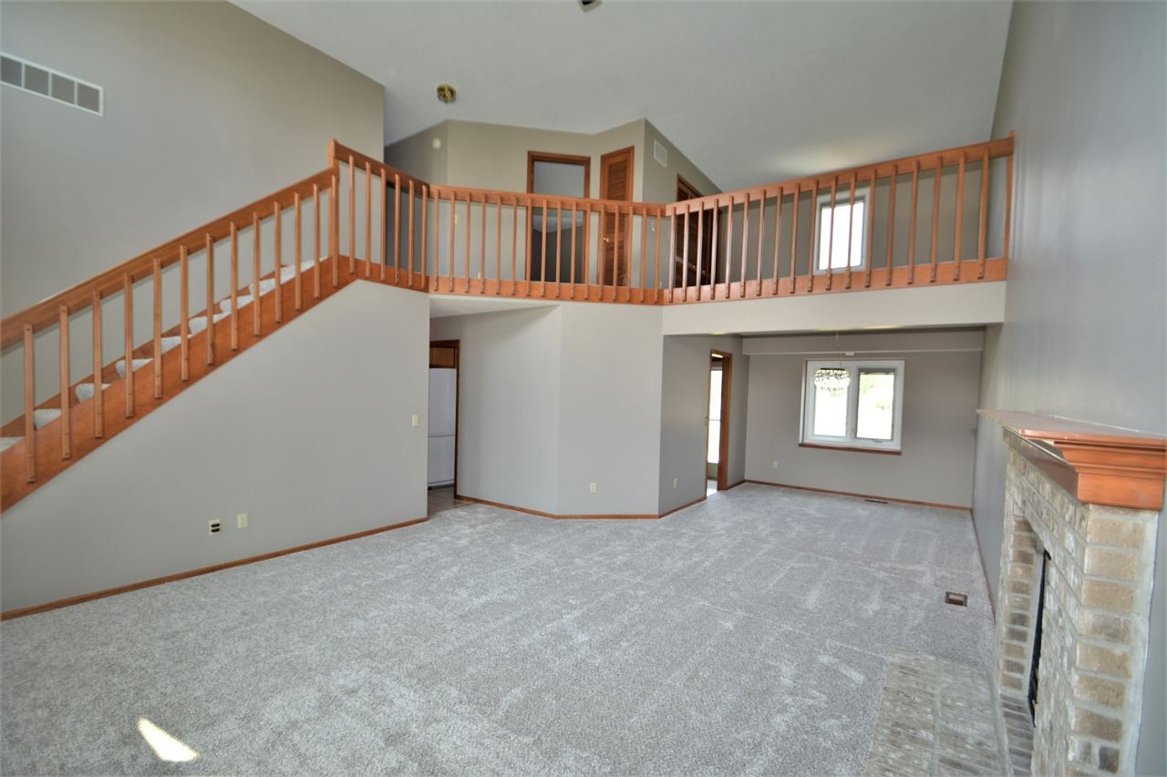 9016 Spring View Drive Fort Wayne, IN 46804 - Photo 11 of 23