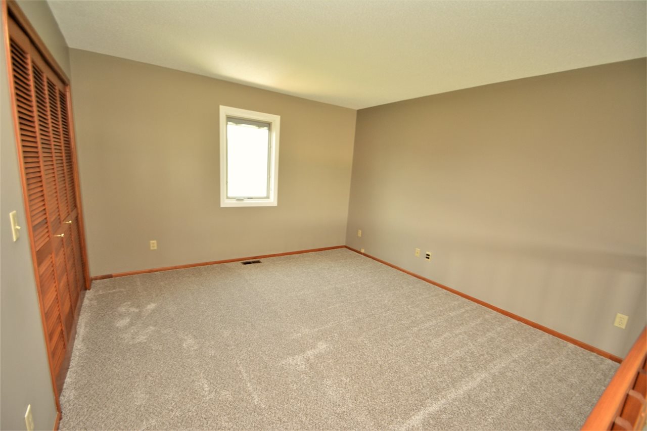 9016 Spring View Drive Fort Wayne, IN 46804 - Photo 19 of 23