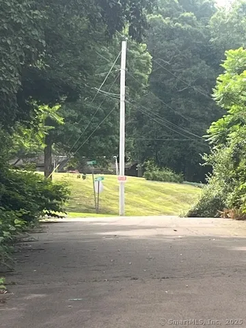 $399,000 | 539 Fairway Road, Orange, CT 06477