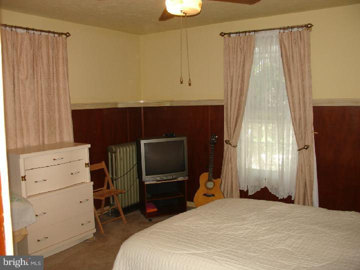20 Exeter Road Reading, PA 19606 - Photo 15 of 24 Bedroom