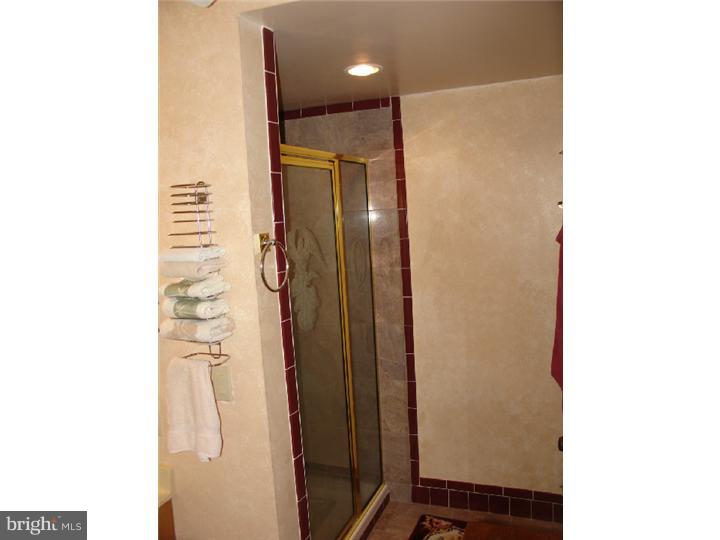 20 Exeter Road Reading, PA 19606 - Photo 20 of 24 Bathroom