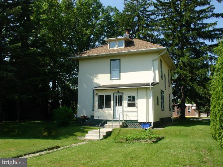 20 Exeter Road Reading, PA 19606 - Photo 7 of 24 Exterior Back