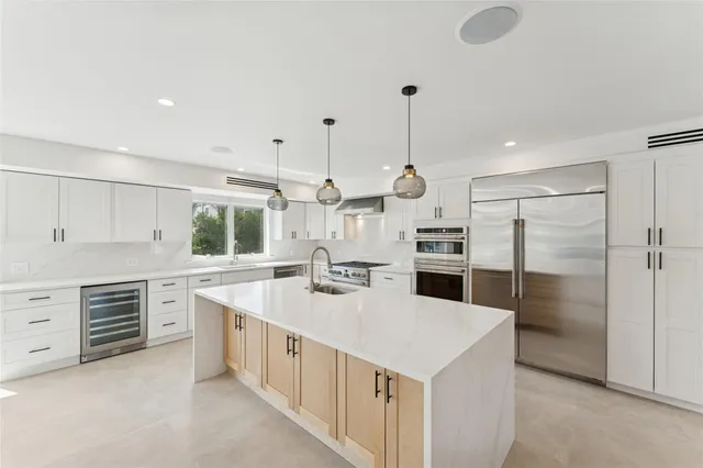 $2,495,872 | 141 Flamingo Street, Atlantic Beach, NY 11509