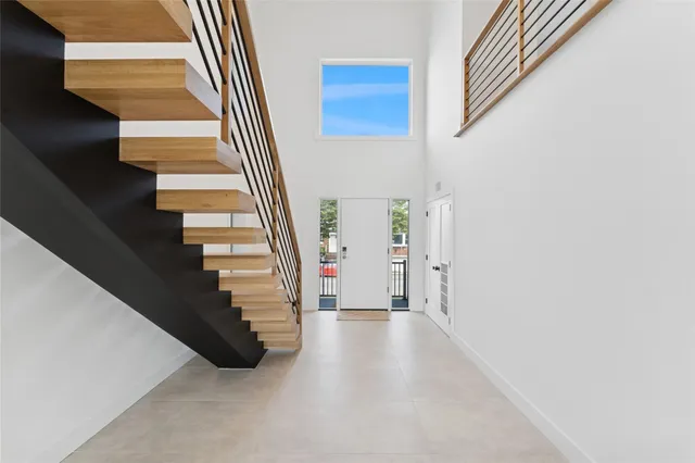 $2,495,872 | 141 Flamingo Street, Atlantic Beach, NY 11509