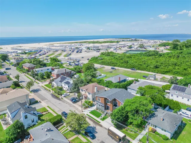 $2,495,872 | 141 Flamingo Street, Atlantic Beach, NY 11509