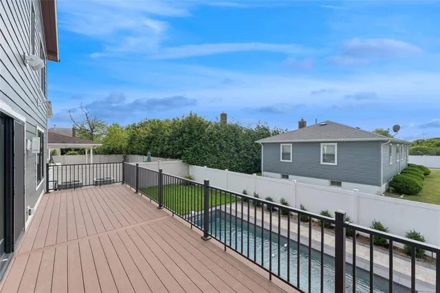 $2,495,872 | 141 Flamingo Street, Atlantic Beach, NY 11509