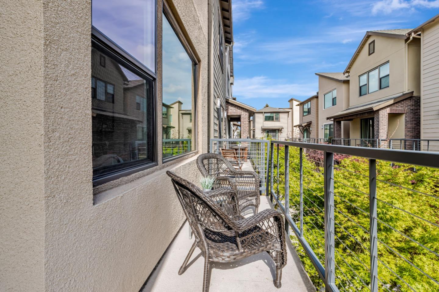 500 Lapin Place Hayward, CA 94541 - Photo 33 of 36 a view of an outdoor seating area