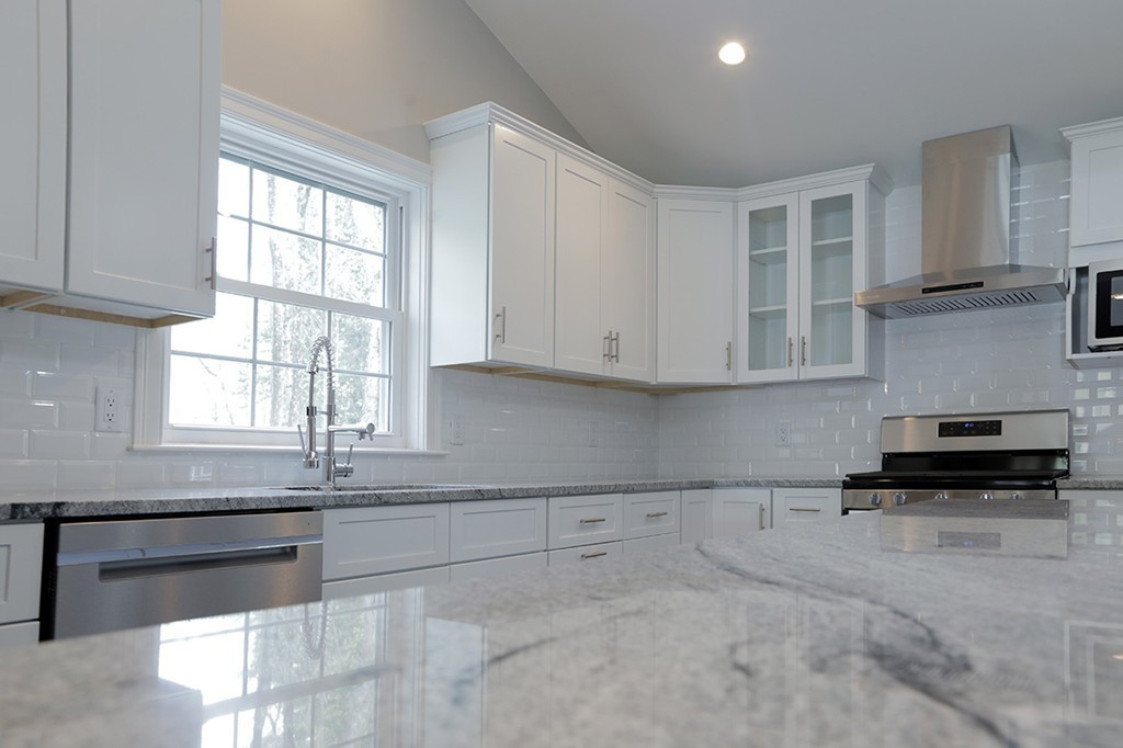 127 Maynard Road Sudbury, MA 01776 - Photo 10 of 30