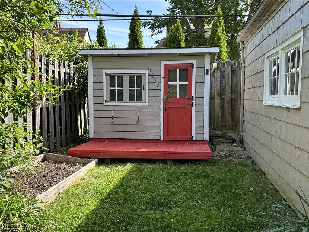 3263 Chadbourne Road Cleveland, OH 44120 - Photo 34 of 35 Tiny House