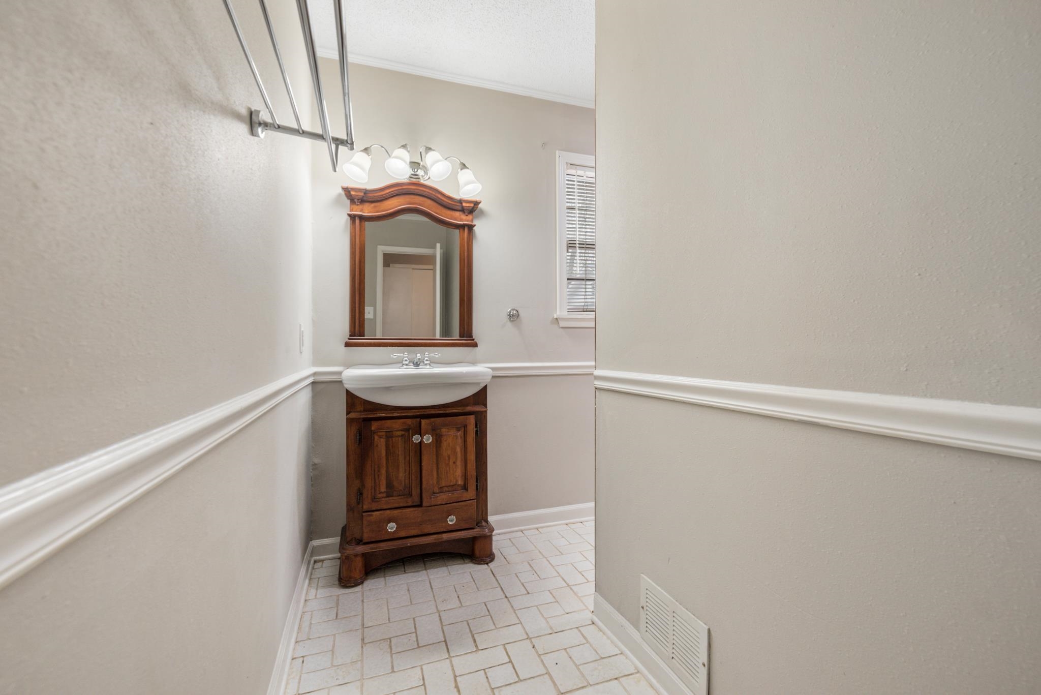 315 East Clinton Street Jackson, AL 36545 - Photo 18 of 30