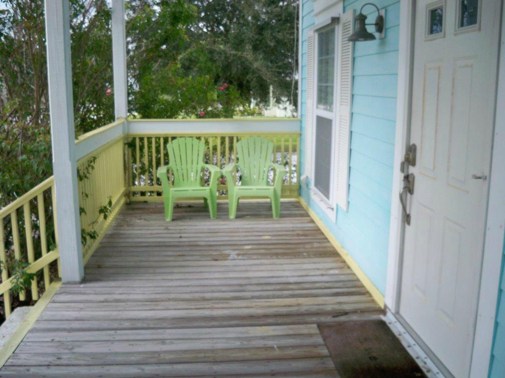 1300 West Weatherbee Road Fort Pierce, FL 34982 - Photo 3 of 27 03 front porch