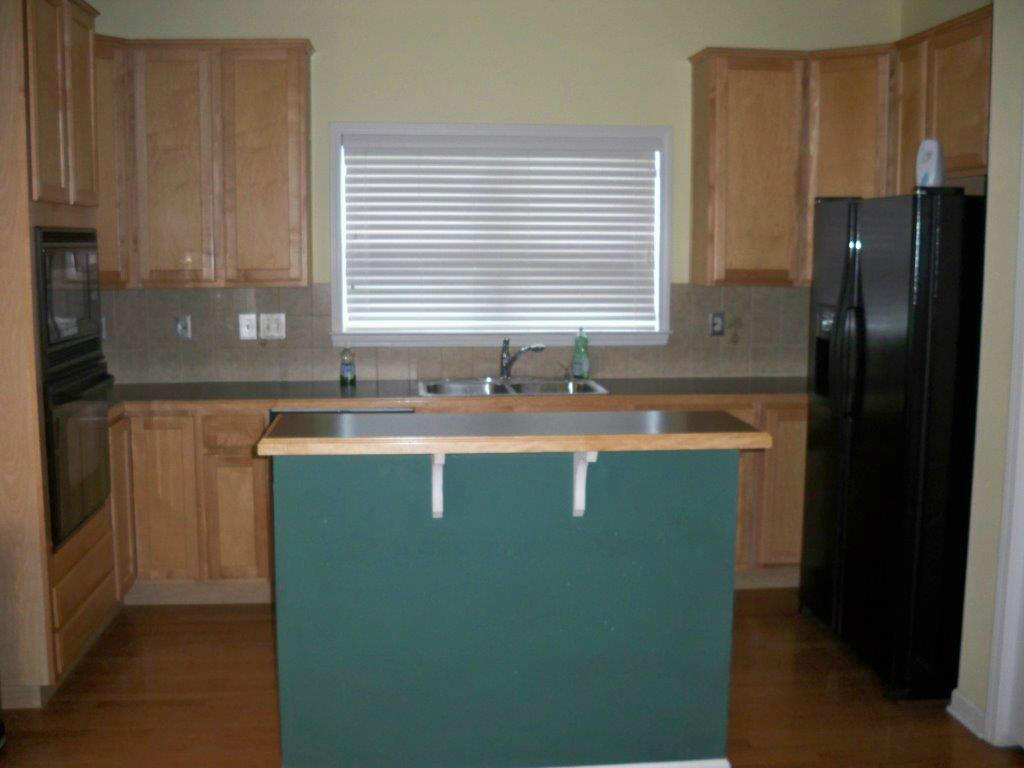 1300 West Weatherbee Road Fort Pierce, FL 34982 - Photo 8 of 27 09 kitchen