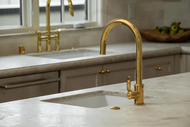 a close view of sink