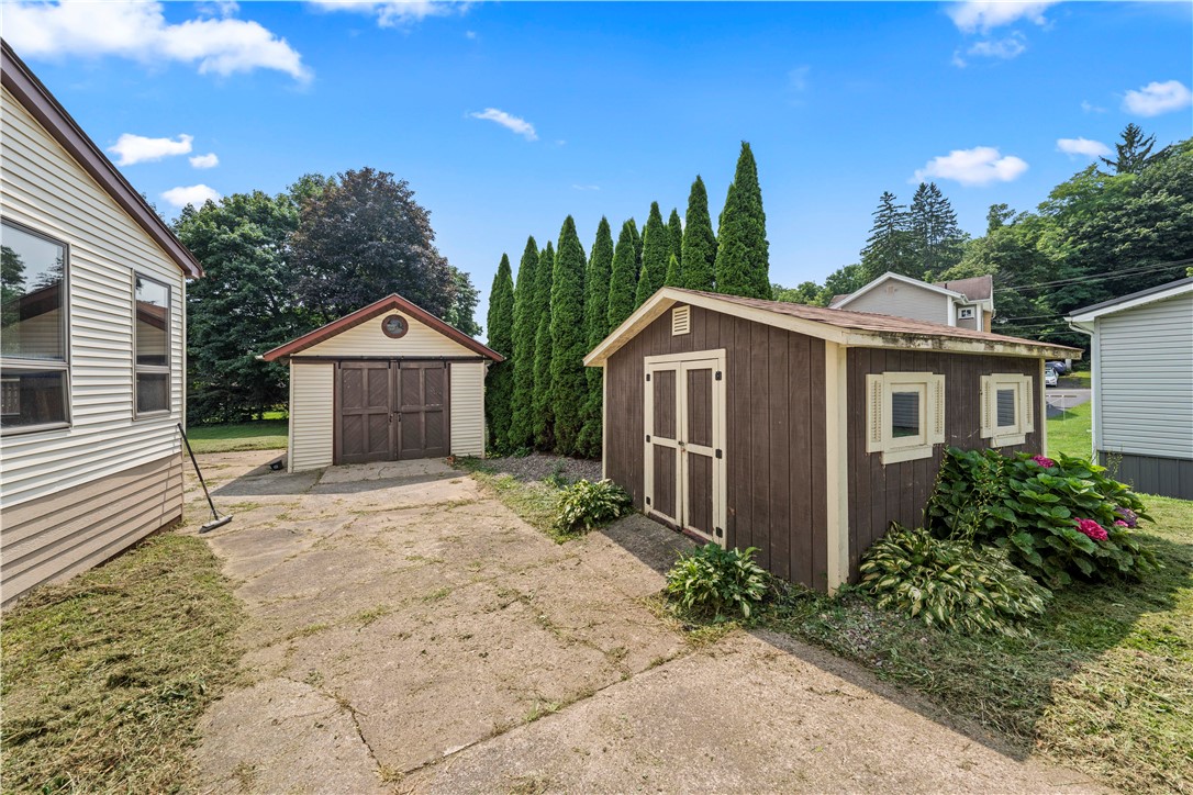 10 Sisson Street Lyons, NY 14489 - Photo 41 of 44