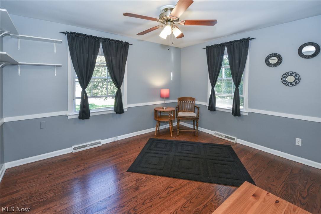 6160 Hemingway Road Cleveland, OH 44143 - Photo 18 of 30 Gallery Image 18