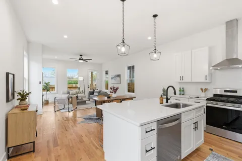 $669,900 | 610 Vernon Avenue, Nashville, TN 37209