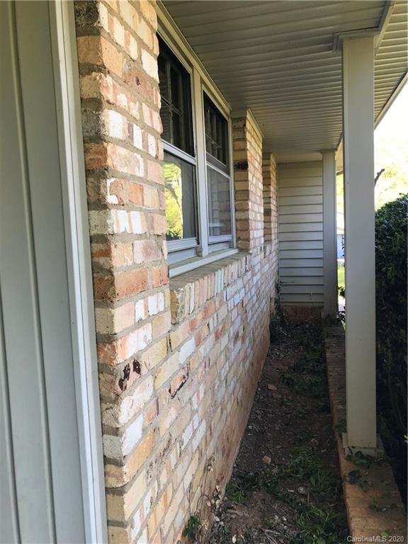 3319 Sudbury Road Charlotte, NC 28205 - Photo 3 of 21