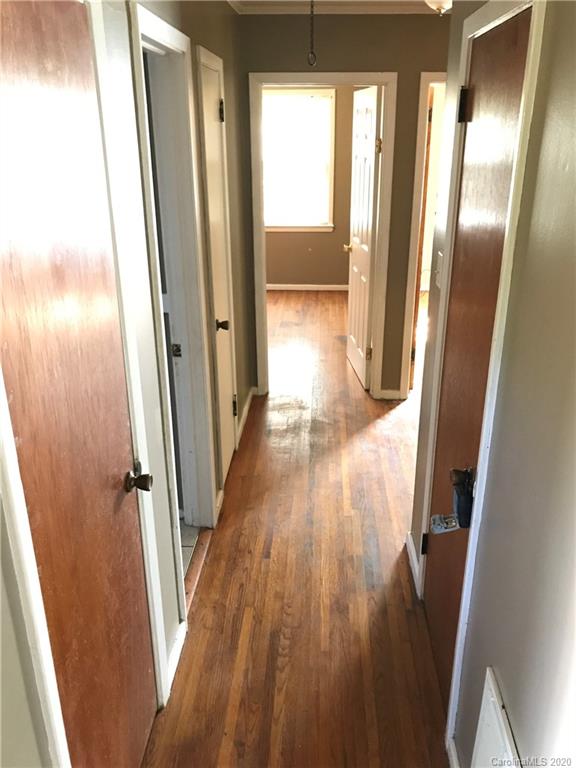 3319 Sudbury Road Charlotte, NC 28205 - Photo 5 of 21