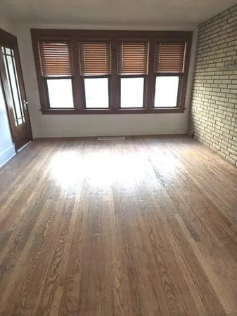 $3,000 | 15210 South State Street, South Holland, IL 60473