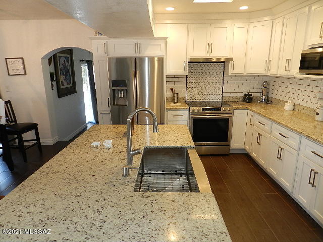439 Willow Drive Rio Rico, AZ 85648 - Photo 11 of 35 Gallery Image 11