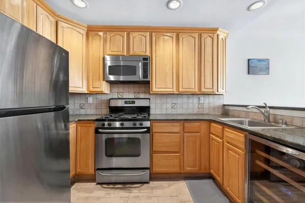 $575,000 | 1204 Washington Street, Unit 3N, Hoboken, NJ 07030