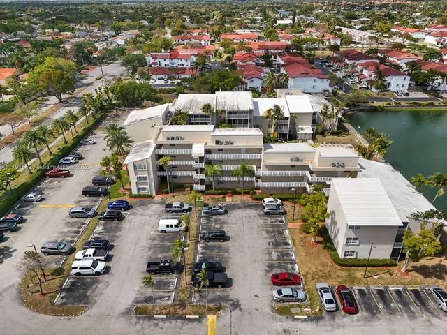 $279,000 | 21121 Southwest 85th Avenue, Unit 202, Cutler Bay, FL 33189