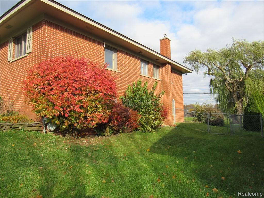 2611 Manchester Road Ann Arbor, MI 48104 - Photo 33 of 40 IMG_1024.JPG