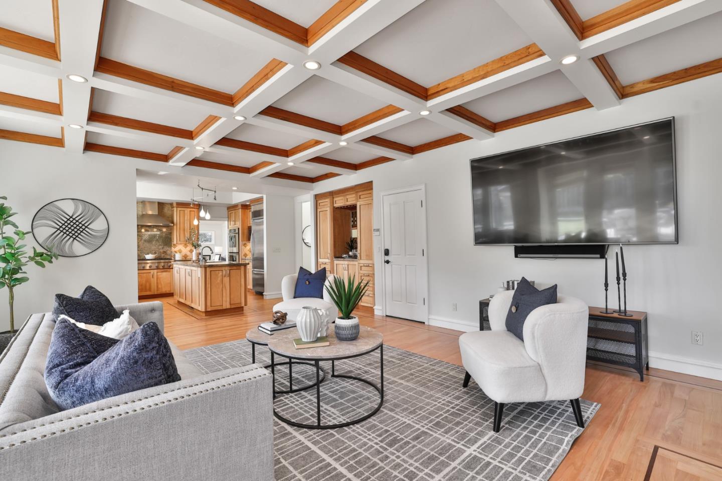 1870 Patio Drive San Jose, CA 95125 - Photo 9 of 47 a living room with furniture and a wooden floor