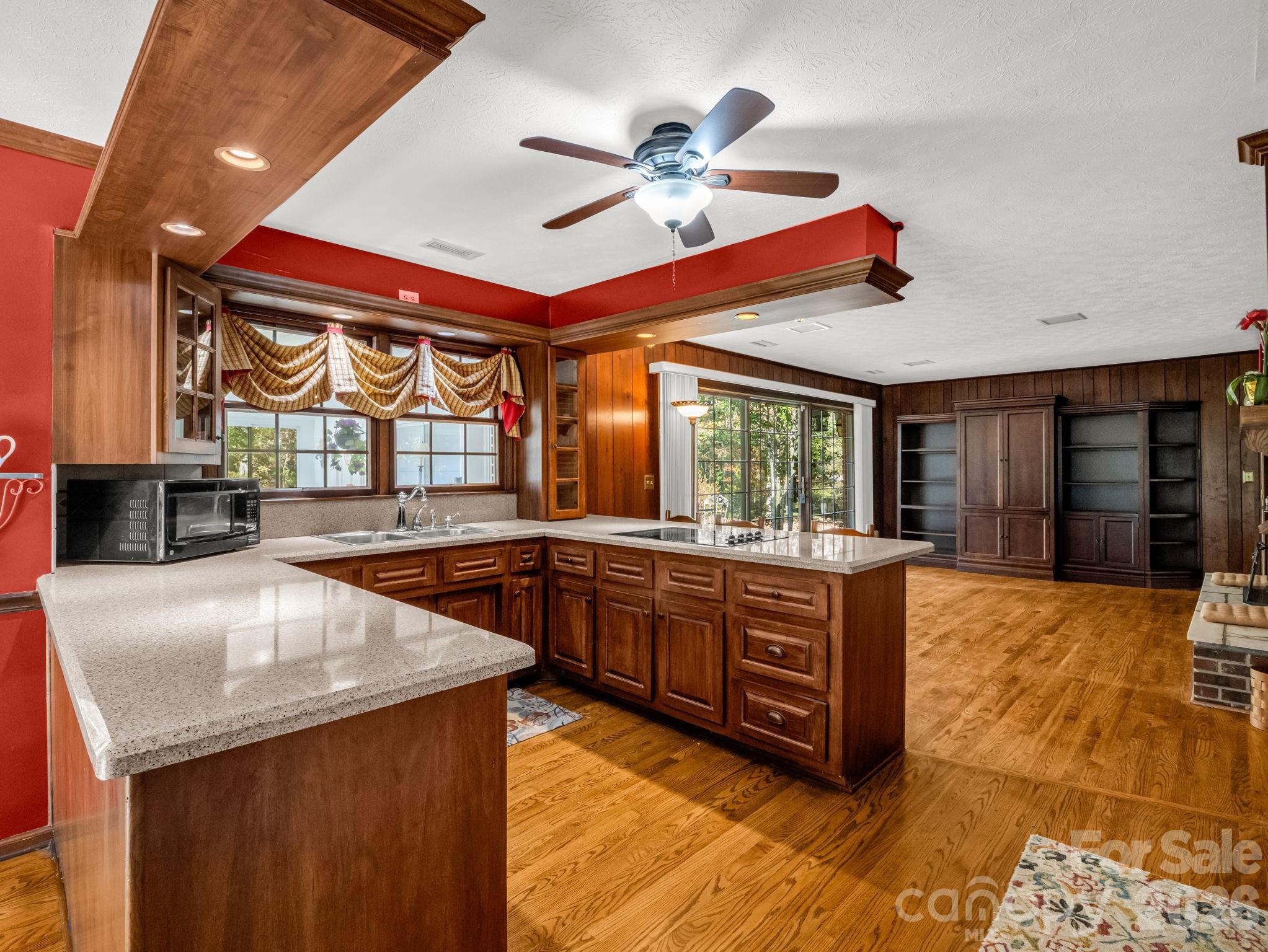 1867 Fruitland Road Hendersonville, NC 28792 - Photo 10 of 48