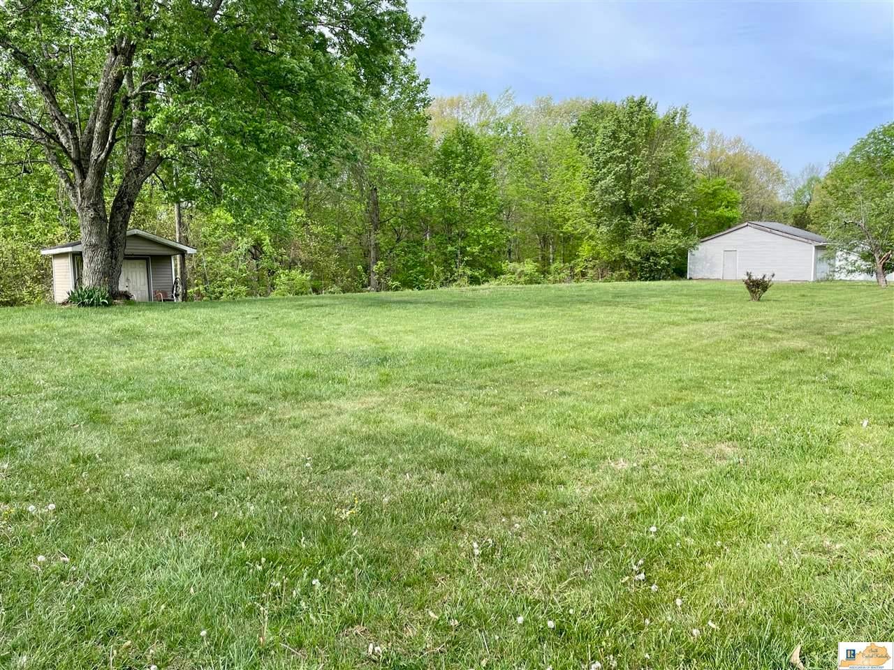 525 Hilltop View Road Summer Shade, KY 42166 - Photo 15 of 16 Gallery Image 15