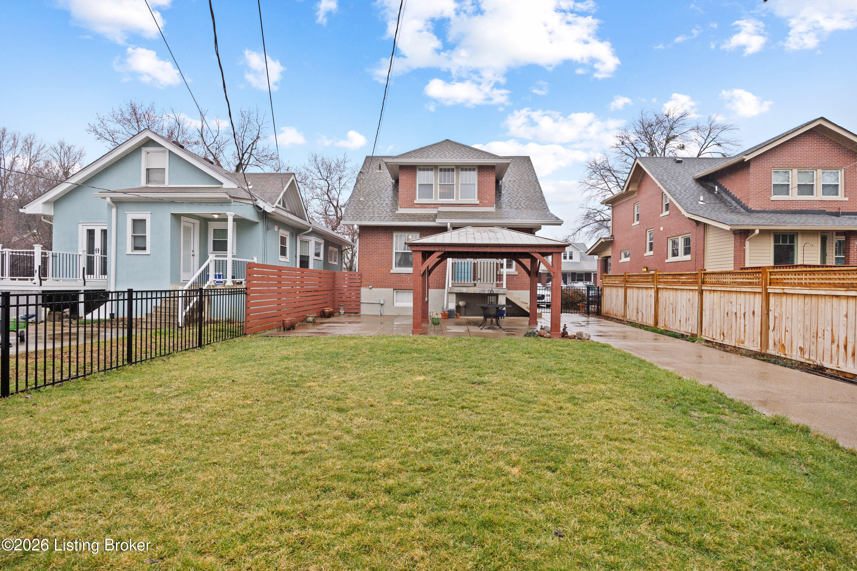 1906 Rutherford Avenue Louisville, KY 40205 - Photo 31 of 36 033