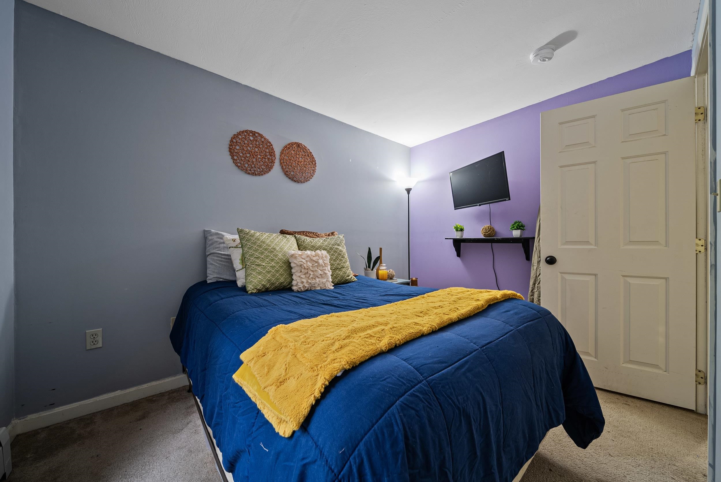 33 Spring Street Hillsborough, NH 03244 - Photo 16 of 28 Gallery Image 16
