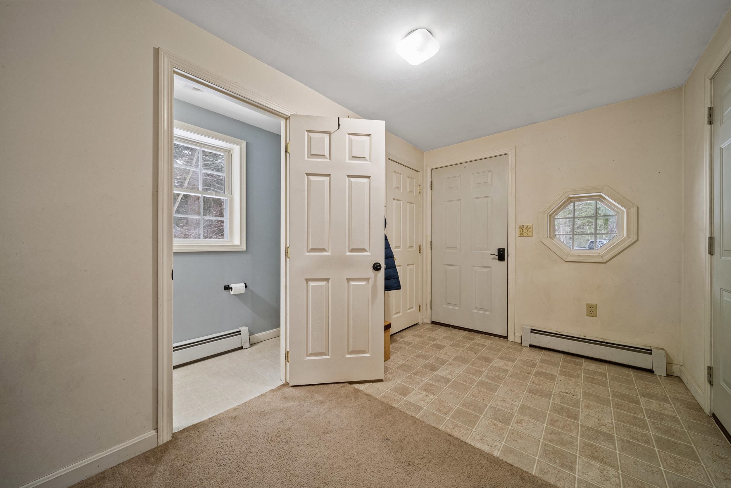 33 Spring Street Hillsborough, NH 03244 - Photo 3 of 28 Gallery Image 3
