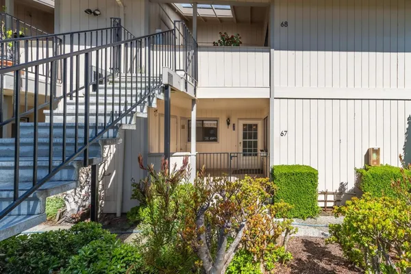 $700,000 | 250 Forest Ridge Road, Unit 67, Monterey, CA 93940