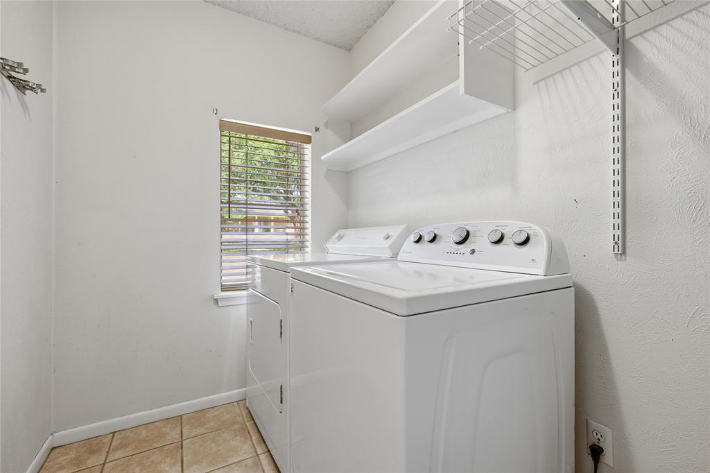 8240 Forest Ridge Drive Woodway, TX 76712 - Photo 7 of 17