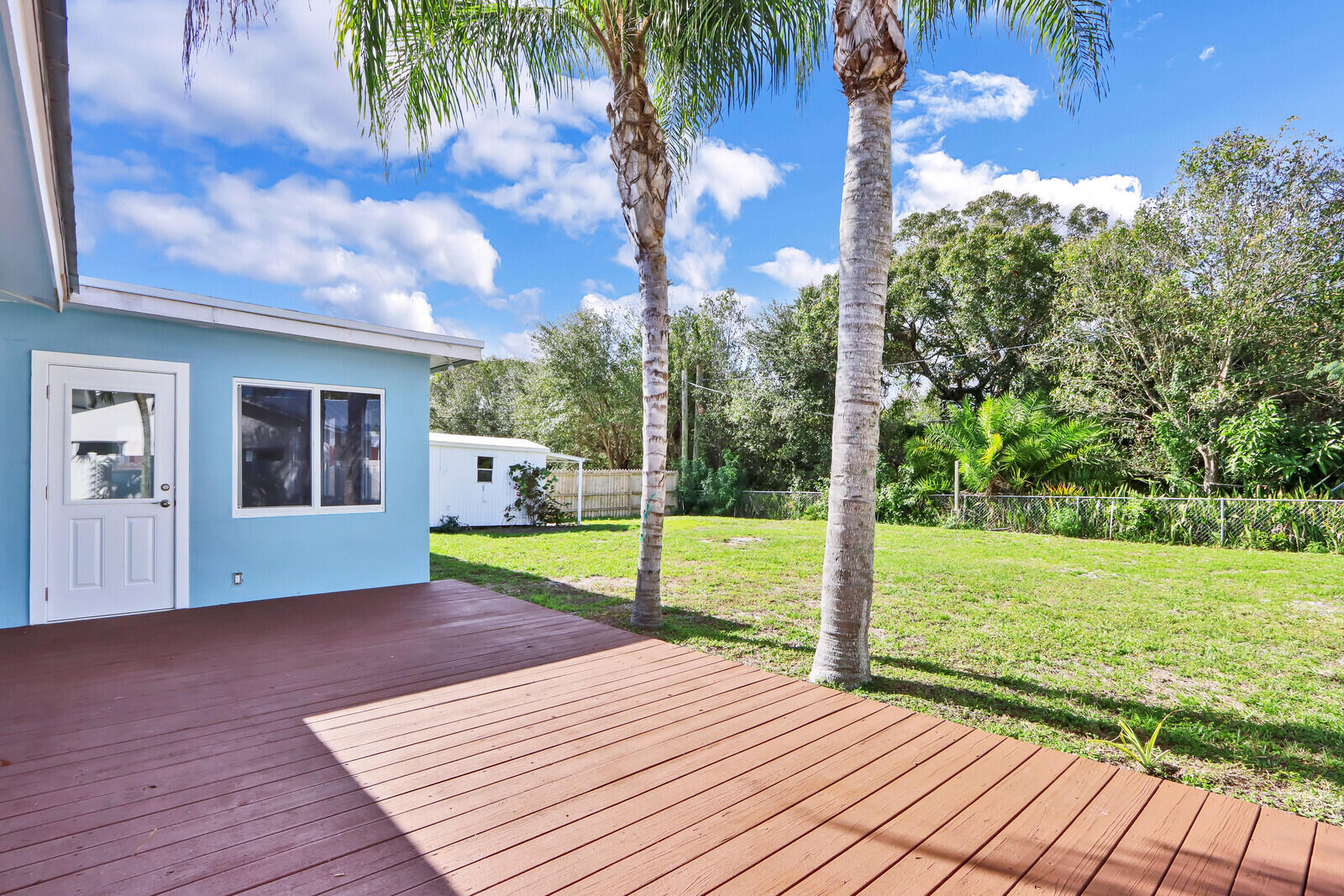 504 Circle West Jupiter, FL 33458 - Photo 19 of 22 Wood Deck