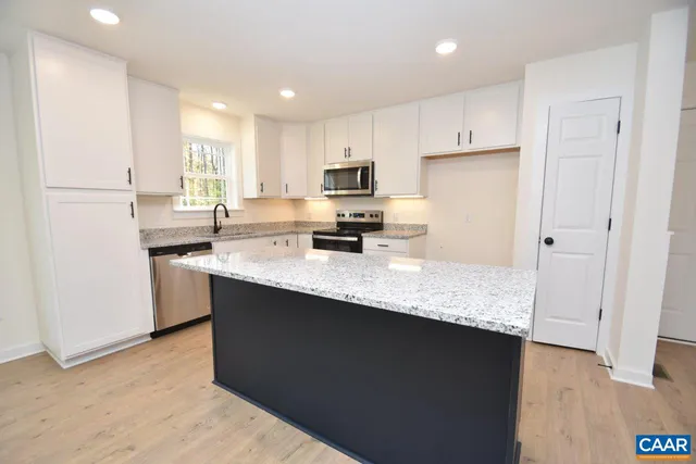 $477,908 | 5 Bacon Bit Lane, Louisa, VA 23093