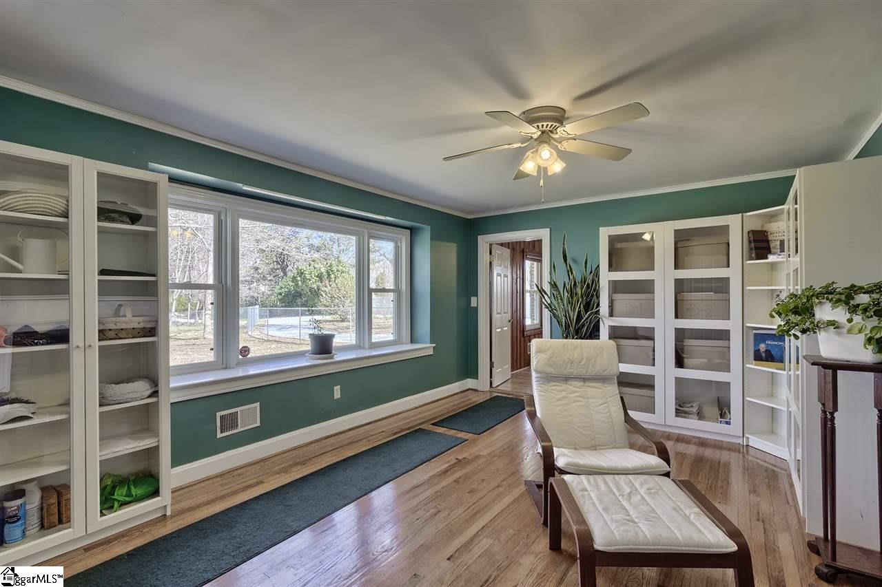 131 Motor Boat Club Road Greenville, SC 29611 - Photo 12 of 32