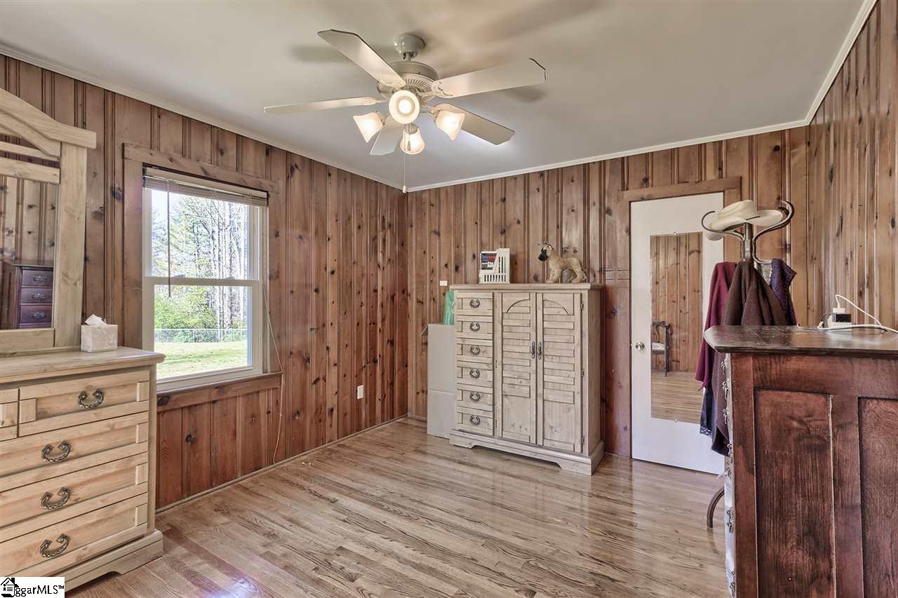 131 Motor Boat Club Road Greenville, SC 29611 - Photo 26 of 32