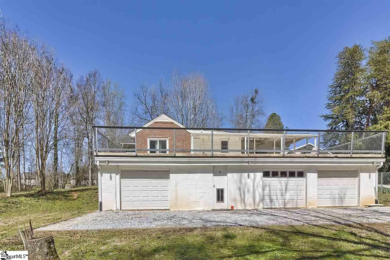 131 Motor Boat Club Road Greenville, SC 29611 - Photo 7 of 32